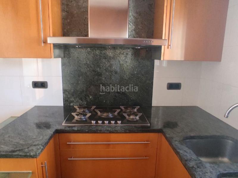 Foto f5560ce2-fa98-4cca-a051-33d3a7f3171f. Location maison jumelée dans rambla angel guimera 50 dans Alella