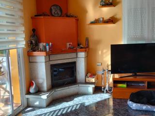 Chalet en Carrer mediterrani 16. Casa aïllada molt assolellada