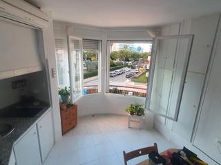 Estudi a Passeig de pau casals 117. Estudio listo para disfrutar o poner en alquiler.