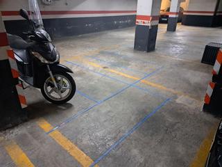 Lloguer Aparcament de moto a Carrer d'amigó 29. Pk moto