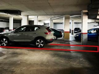 Parking voiture à Carrer republica 52. Parking centre sabadell, planta -1, coche + motos, cameras de se