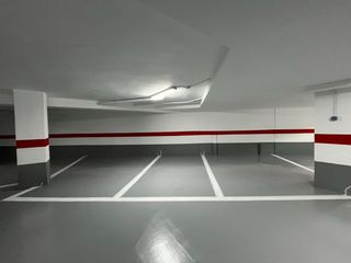 Aparcament cotxe a Avenida primado reig 42. Venta de garaje en avenida del primat reig, 42