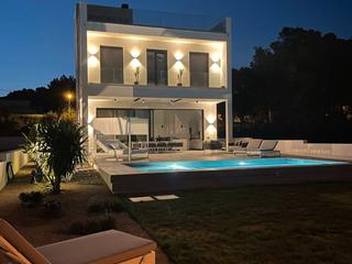 Casa en Cami des revellar 12. Exclusive new-build villa with sea views in cala pi