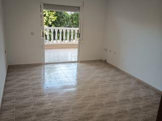 Etagenwohnung in Avenida costa blanca 19. Magnifico piso ocasion