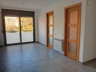 Miete Etagenwohnung in Carrer torelló 17. Llogar pis a montesquiu