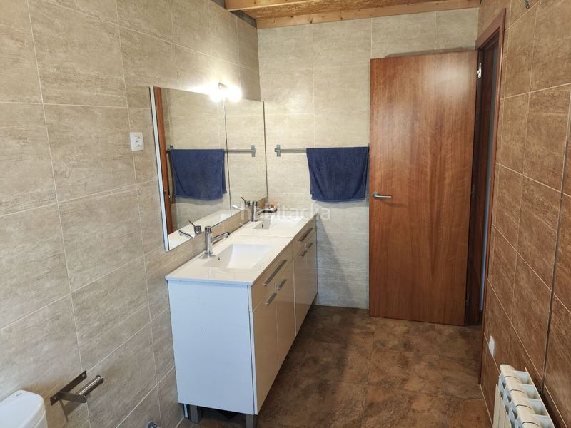 Foto 6cca9683-31b2-427d-b7db-34362fa4e1f3. Doppelhaus in pirineus 3 in Borges Blanques (Les)