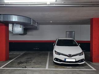 Lloguer Aparcament cotxe a Carrer de maria noguera 28. Plaza parking coche grande