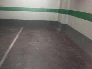 Aparcament cotxe a Avinguda prat de la riba 57. Plaza de parking en prat de la riba