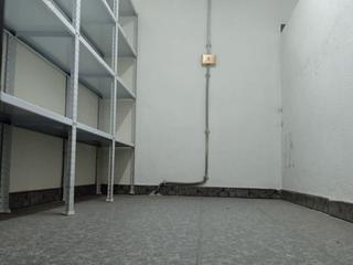 Miete Geschäftsraum in Calle júpiter 2. Trastero de 9m cuadrados 2 plantas