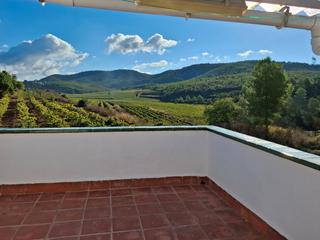 Casa a Carrer hostalets 9. Casa de dos plantas cerca de barcelona en el corazón del penedès