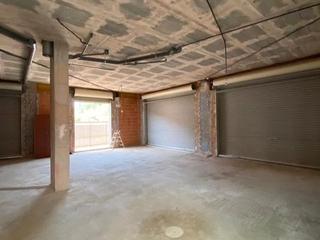 Location Local commercial à Montserrat roig 6. Alquiler de local en calle de montserrat roig, 6