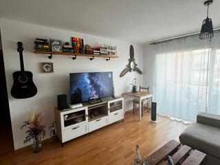 Location Appartement à Avinguda de la llibertat 5. Piso de 3 habitaciones con piscina y gran balcón en montornès de