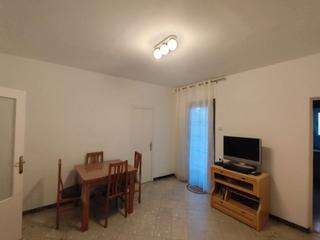 Rent Flat in Carrer del molí 56. Piso de 4 habitaciones con terraza en esplugues