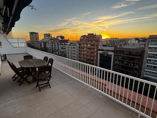 Rent Penthouse in Josep tarradellas 44. Atico con terraza-josep tarradellas