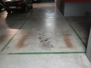 Lloguer Aparcament cotxe a Calle general palarea  6. Alquiler plaza de garaje en san basilio