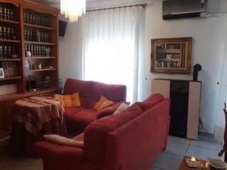 Casa a Sirera y dara 17. Se vende casa particular con garaje privado en novelda