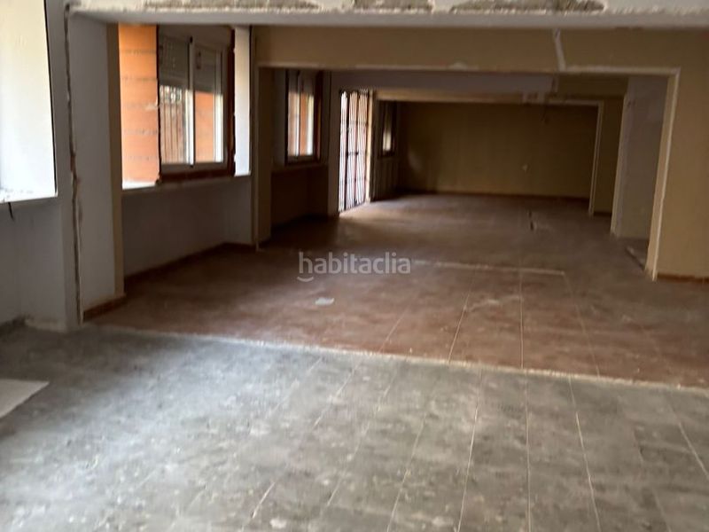 Foto 07e12d0c-9aa8-409a-b768-f42501da2fa6. Alquiler local comercial en calle montalt local diáfano en alquiler. Zona alta en Arenys de Mar