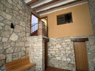 Haus in Plaça de l'església 1. Casa de pueblo en venta con licencia turística