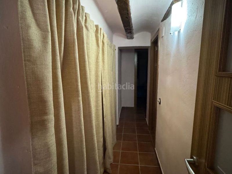 Foto ce2ef808-66b7-4490-b19d-2adb06b56988. Haus in plaça de l'església 1 in Vallbona de les Monges