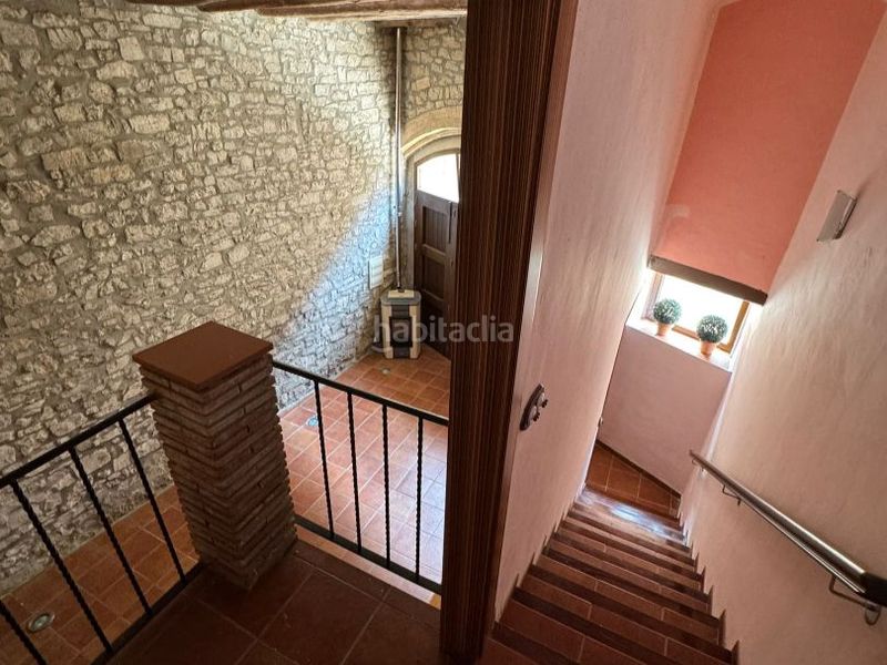Foto fbc36fd9-6f89-4cfd-83d5-72770abed978. Haus in plaça de l'església 1 in Vallbona de les Monges