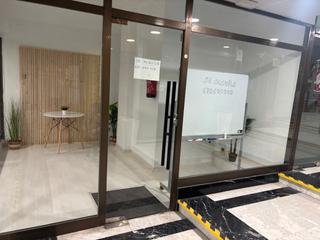 Location Local commercial à Carrer capella  10 local 26. Local ecónomico en torredembarra centro