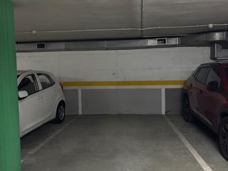 Lloguer Aparcament cotxe a Avinguda llibertat  27. Pàrquing centro mollet