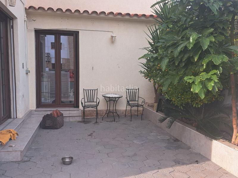 Foto 5bcca0bb-bcc4-4dcb-8a25-24650d614ae4. Casa adossada a avenida de la generalitat 5 a Coma-ruga platja Coma-ruga