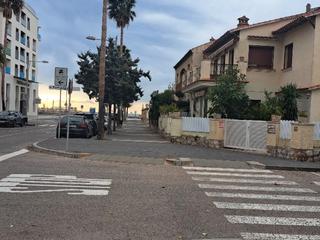 Casa a schiera in Avenida de la generalitat 5. Planta baja a tan sólo 100metros de playa