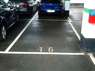 Autoparkplatz in Calle ignacio herrero garralda  9. Se vende / alquila plaza de garaje de 2,25 x 4,80 m, ideal para