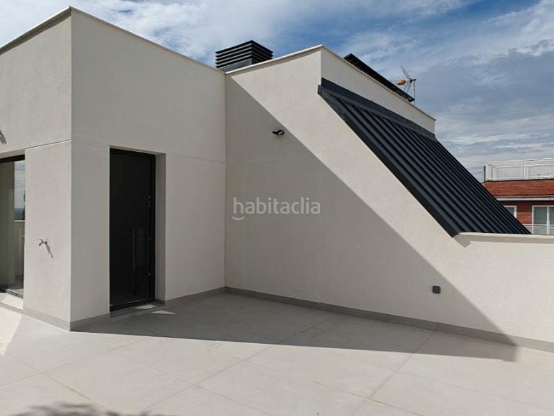 Foto 65c24dc1-77c1-41ea-ad1e-6a27c649b9e9. Chalet en grama 25 chalet unifamiliar pareado en Valdebebas - Valdefuentes Madrid