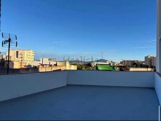 Lloguer Dúplex a Carrer de la mare de déu del pilar 99. Piso reformado con terraza en pleno centro de vinaròs