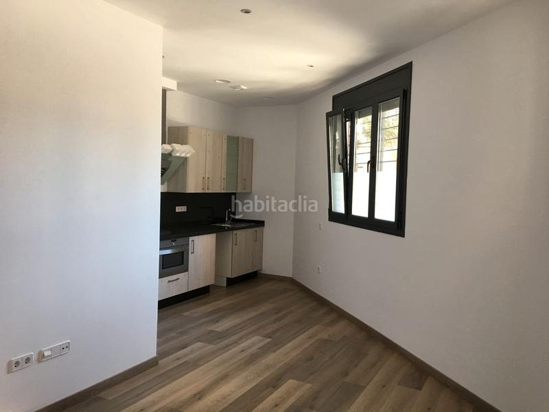 Foto 3aaf5dbd-b983-4817-ac47-e377fd9fe5ab. Miete erdgeschoss in avinguda josep anselm clavé 55 in Prat de Llobregat (El)