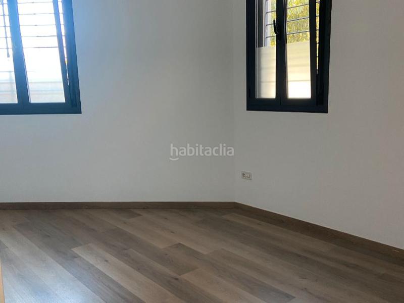 Foto 63815275-4b62-4777-b8cb-eafeee69cf7b. Miete erdgeschoss in avinguda josep anselm clavé 55 in Prat de Llobregat (El)