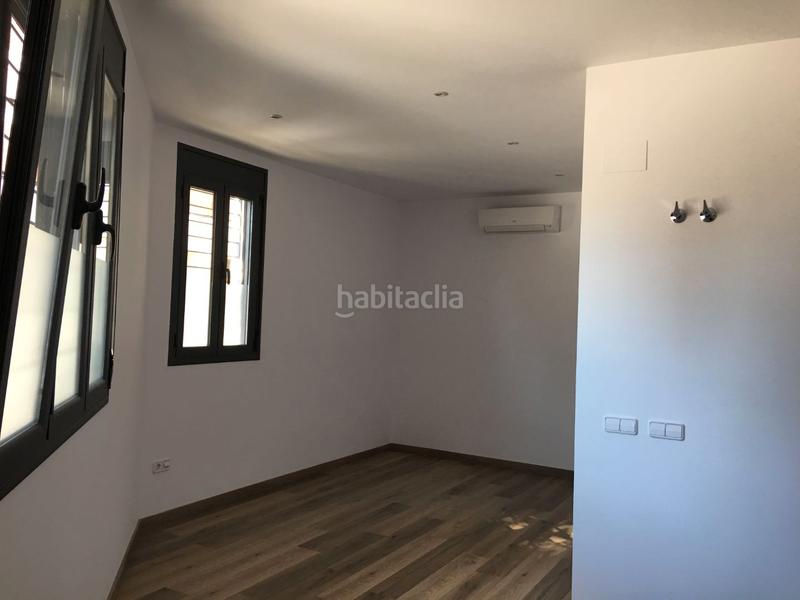 Foto ec8911d2-c502-48a6-8f11-9245f6428023. Miete erdgeschoss in avinguda josep anselm clavé 55 in Prat de Llobregat (El)