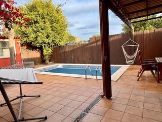 Casa en Avinguda 300 0. Casa con encanto en montemar bajo