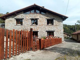 Masía en Beizama bildua gunea 18. Casa rustica sostenible reformada en plena naturaleza