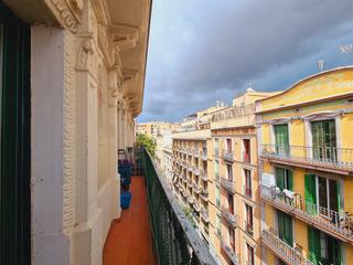 Piso en Carrer de les flors 14. Piso en venta en carrer de les flors