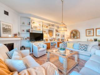 Casa en Avenida acapulco 13. Casa en los boliches