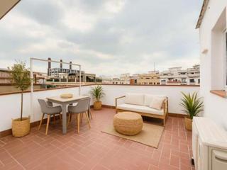 Ático en Lafont 22. Ático reformado a estrenar con terraza privada