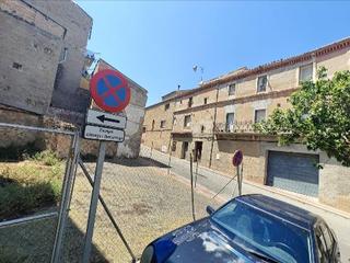 Terreny residencial a San joan 2. Solar de 98 metros cuadrados en el casco antiguo
