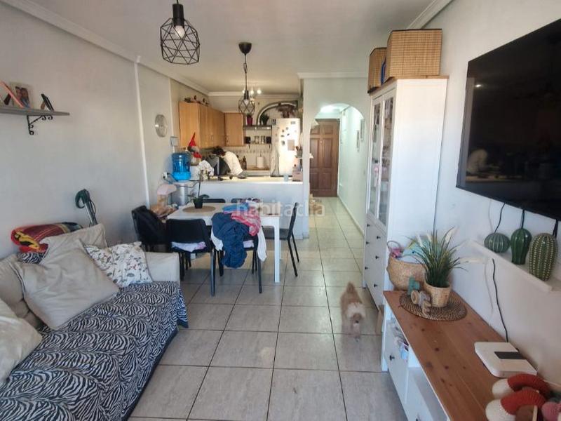 Foto 798c9604-7d1f-4aa3-903b-e95ceca006ff. Casa a avenida santa cruz 108 a San Isidro Granadilla de Abona