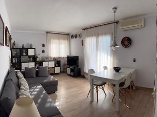 Attique à Carrer dels termes 14. Precioso apartamento en cala montgó
