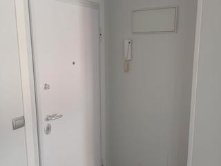 Piso en Turina 6. Piso exterior reformado y amueblado con electrodomésticos y asce