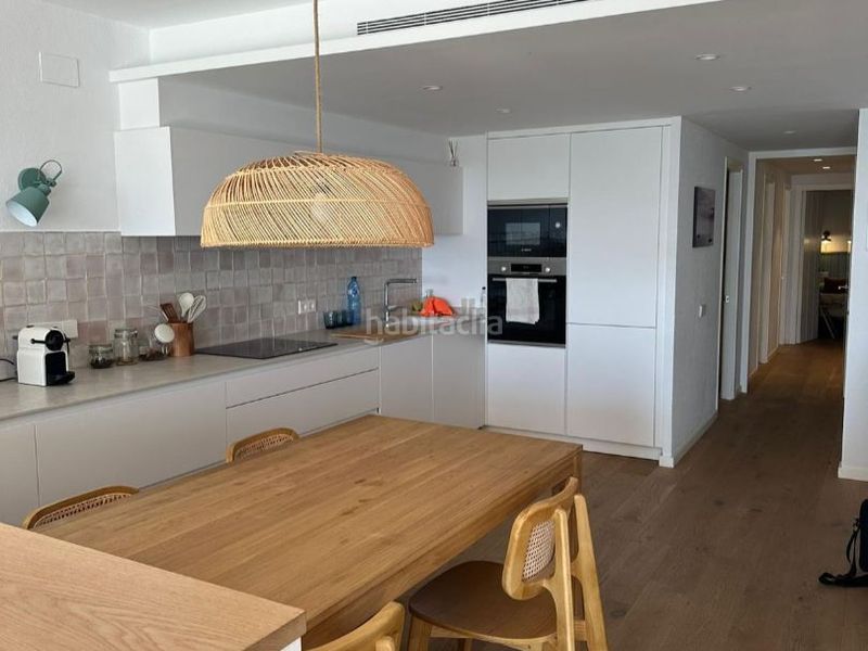 Foto 51d34de5-5749-48cc-8b8d-b3b78a6aa4e7. Apartament a plaça del passeig 10 a Cadaqués