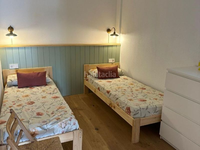 Foto 567deca1-a794-455d-b835-61eb4c2e6a52. Apartament a plaça del passeig 10 a Cadaqués