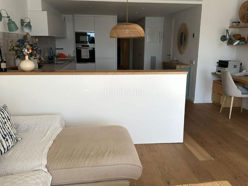 Foto bfd3fe01-1c59-4e1e-870b-0cc1e4a63f81. Apartament a plaça del passeig 10 a Cadaqués