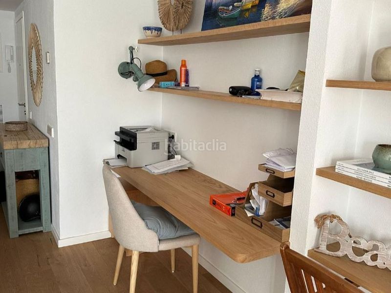 Foto f7ac1698-89e1-4898-b781-7381ea38f6e5. Apartament a plaça del passeig 10 a Cadaqués