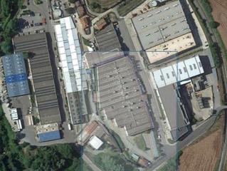 Nau industrial a Carrer besalú 4