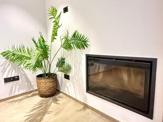 Location Rez-de-chaussée à Carrer del carrilet 8. Bajo exclusivo con gran jardín privado, 4 habitaciones, barbacoa