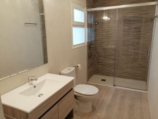 Rent Penthouse in Carrer jovara 447. Ático muy bonito
